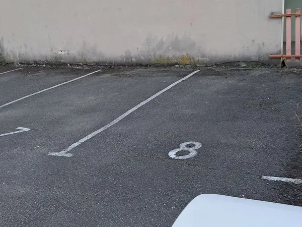 Location place parking
