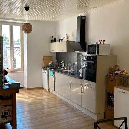 Loue appartement T3 à Donzère