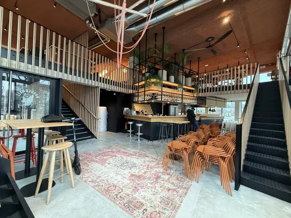 RESTAURANT AVEC TERRASSE