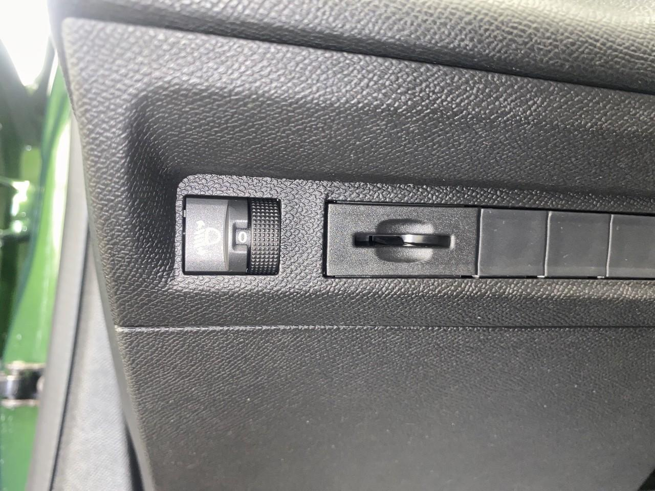 Peugeot 308 puretech 110ch s&s bvm6 active pack — photo 18