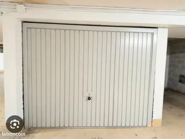 Stationnement Location Royan 120€