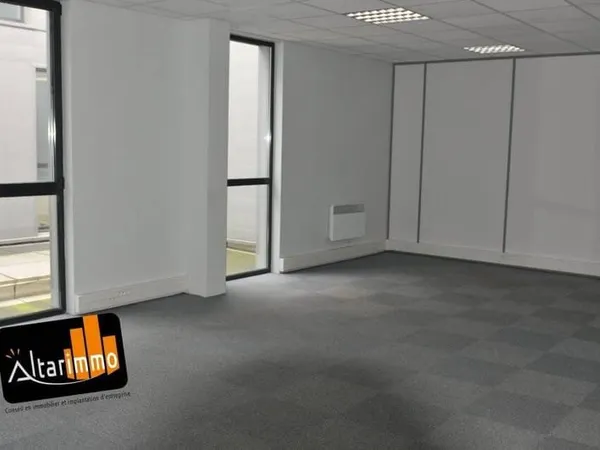 Bureau 48 m²