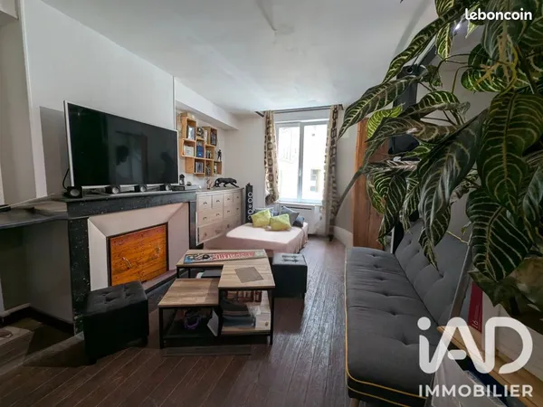 Studio 1 pièce 21 m²