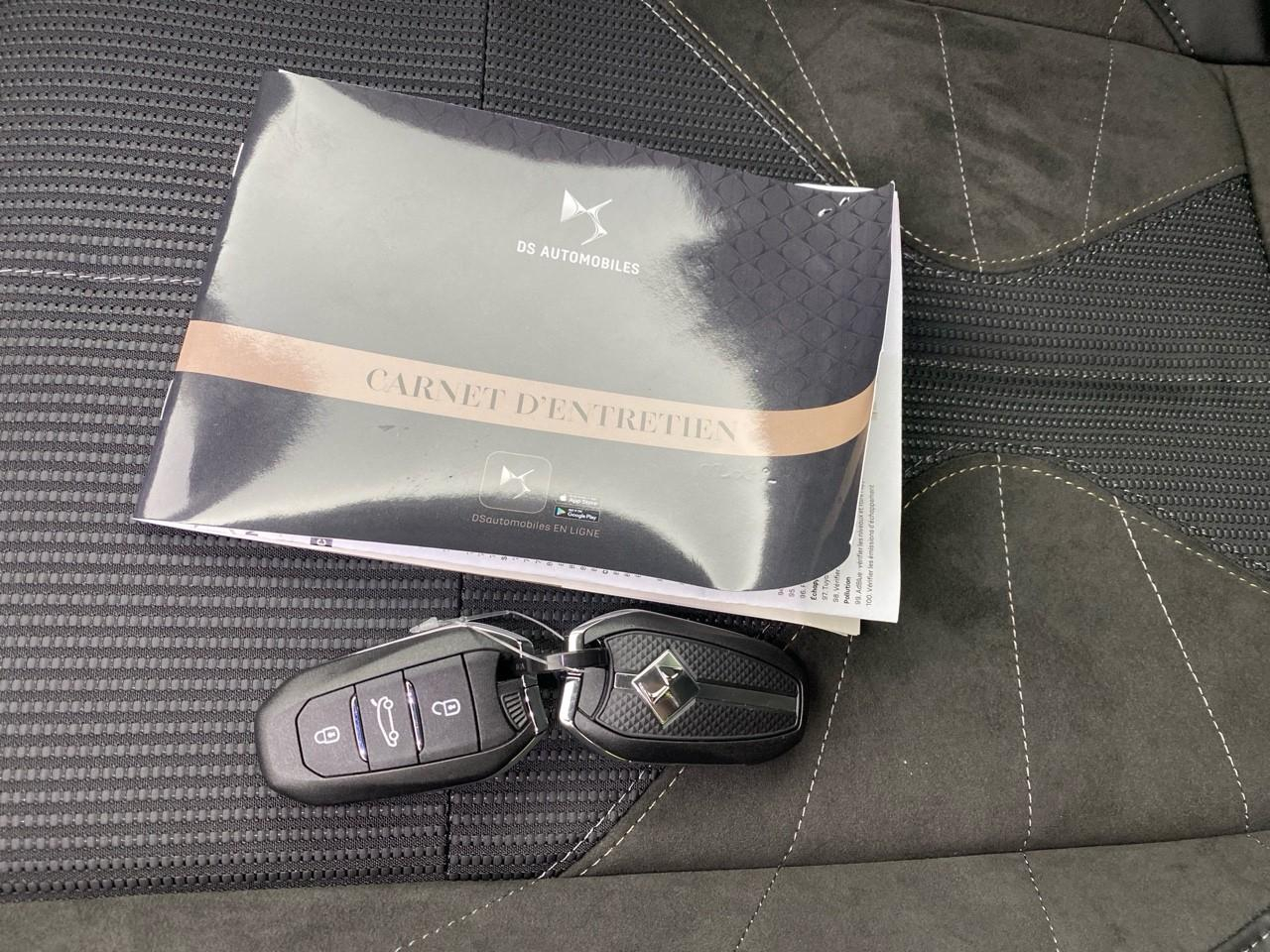 Ds Ds 4 bluehdi 130 eat8 etoile - alcantara — photo 17