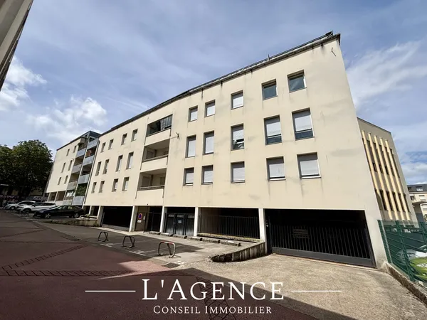 T2 50m2 place Joudan