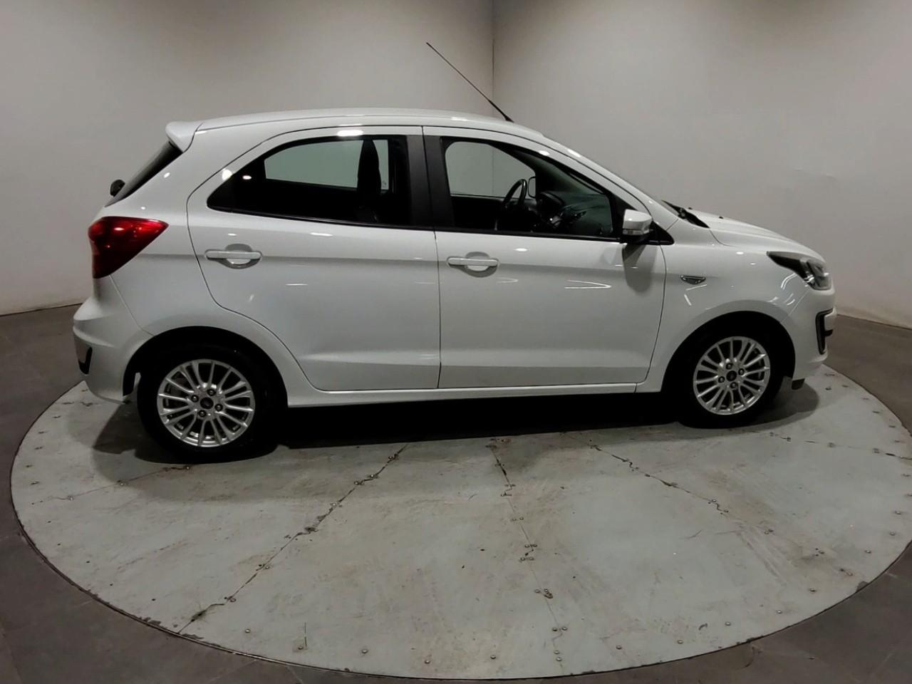 Ford Ka + 1.2 85 ch s&s ultimate — photo 6