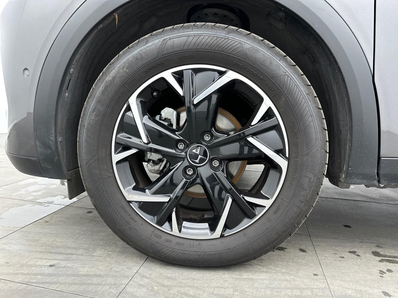 Ds Ds 3 crossback puretech 130 eat8 connected chic — photo 16