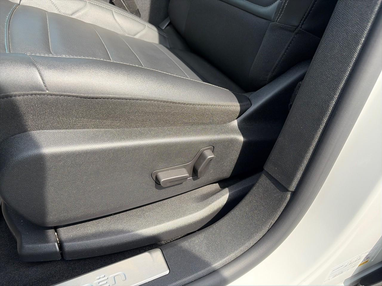 Citroën C5 Aircross hybrid rechargeable 225ch shine pack e-eat8 — photo 22