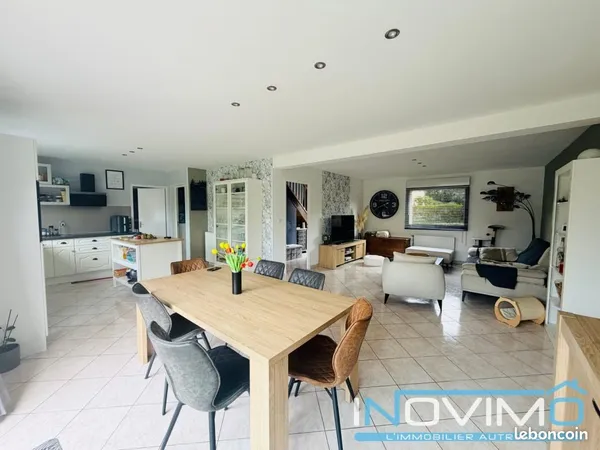 Pavillon 6 pièces 159 m²