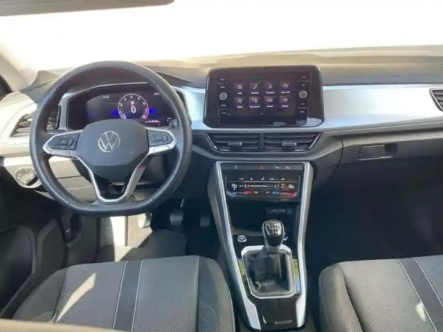 Volkswagen T-Roc 1.0 tsi 116 start/stop bvm6 vw edition — photo 8