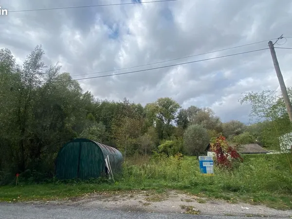 Terrain 4672 m² SACLAS
