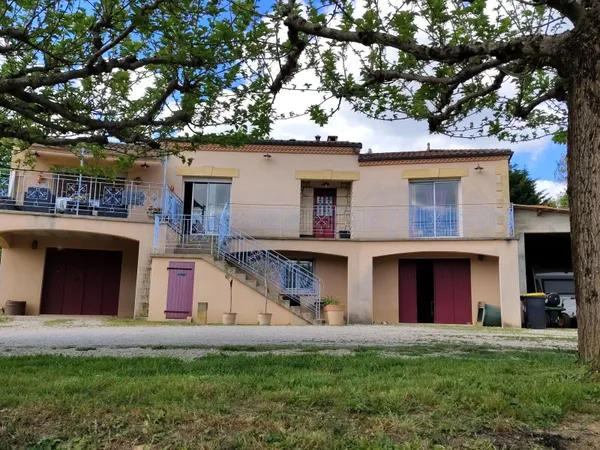 Maison 4 pièces 140 m²