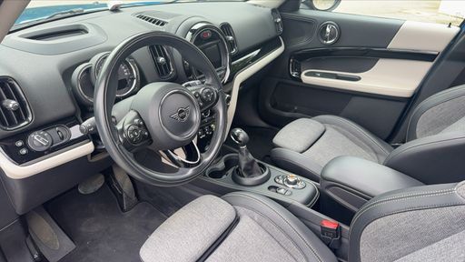Mini Countryman 1.5 Cooper SE 224 ALL4 Steptronic6 - Exquisite – 2019 – 61854 km – Hybride rechargeable – Boîte Automatique — photo 22