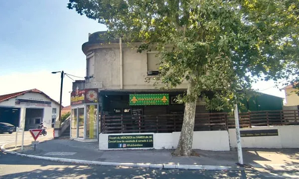 Immeuble mixte Commerces, habitation et potentiel de dével