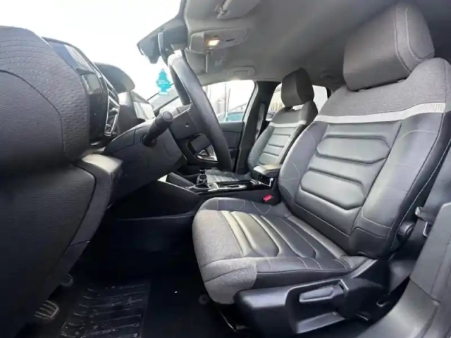 Citroën C4 puretech 130ch s&amp;s shine — photo 13