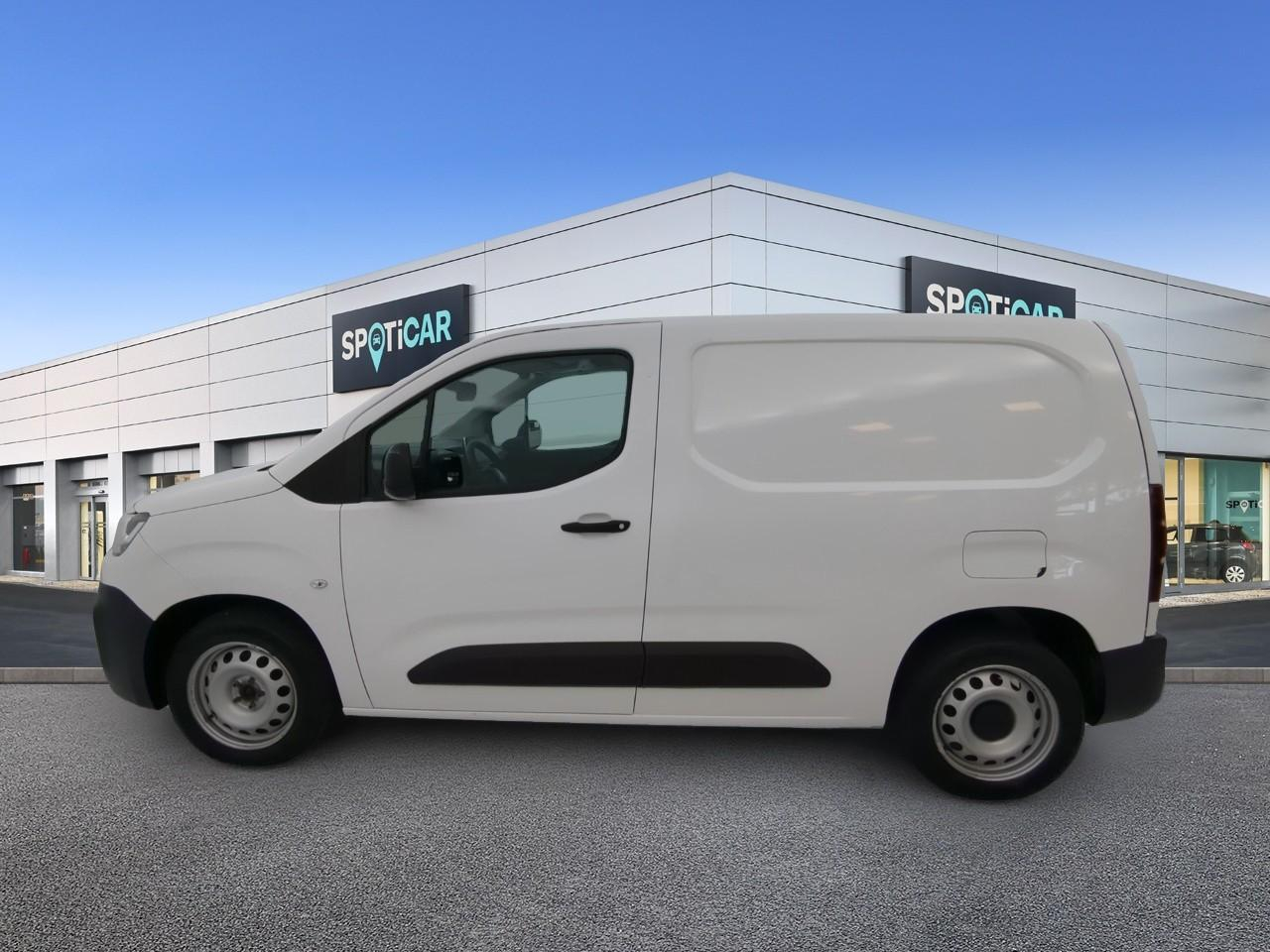 Citroën Berlingo van m 650 bluehdi 130 s&s eat8 driver — photo 12