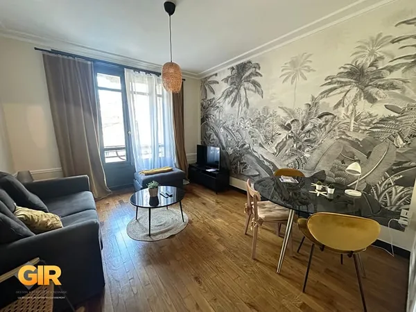 RENNES HYPERCENTRE PLACE SAINTE ANNE APPARTEMENT 60.73m²