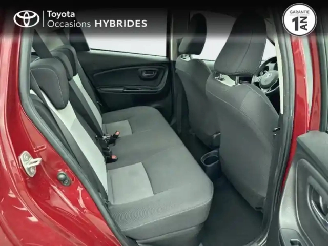 Toyota Yaris hsd 100h dynamic 5p — photo 7
