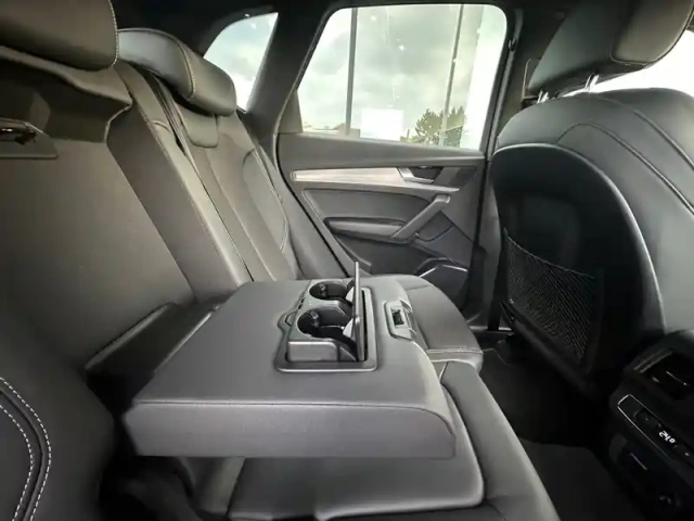Audi Q5 55 tfsie 367 s tronic 7 quattro — photo 30