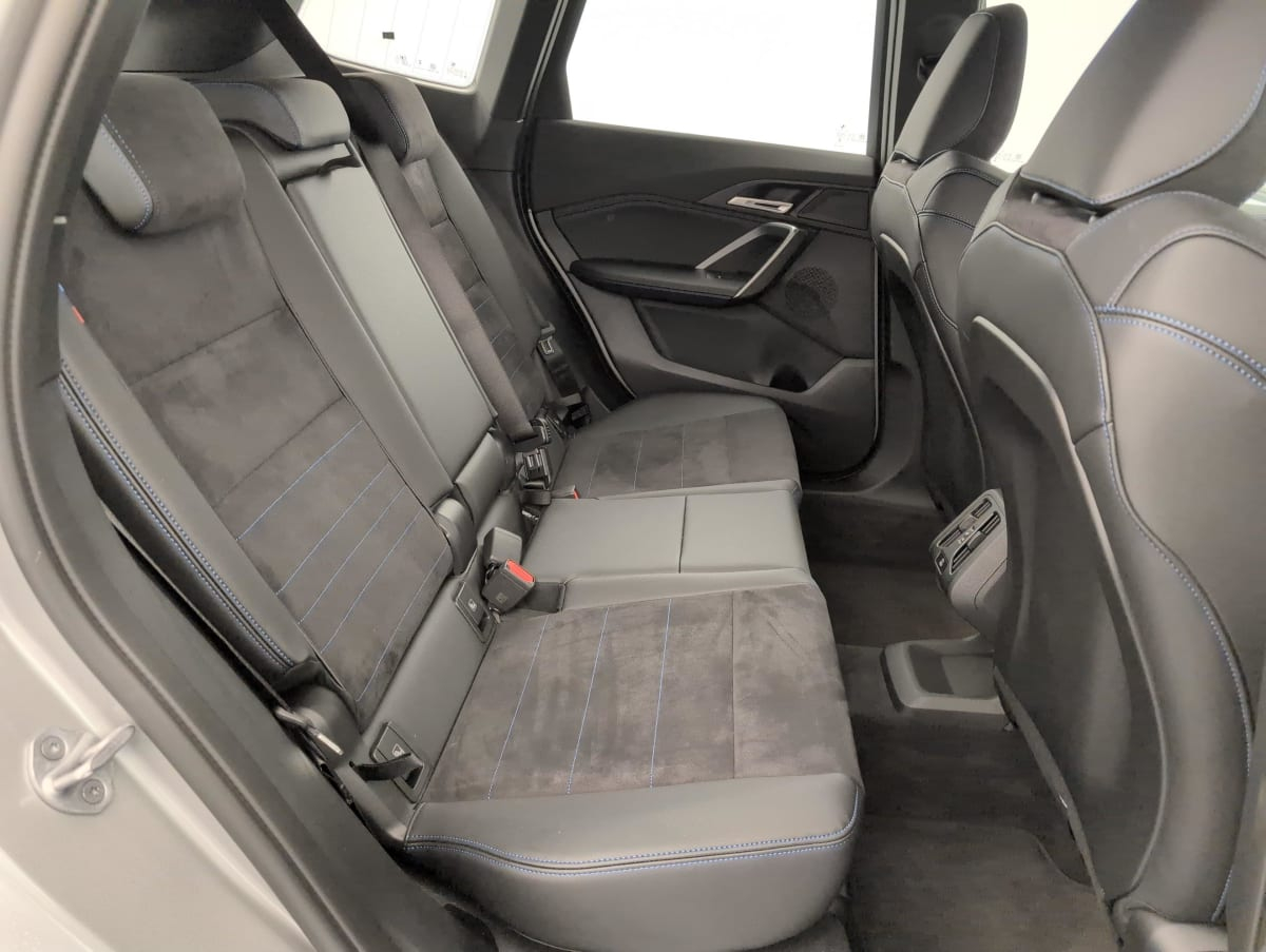 BMW X1 — photo 10