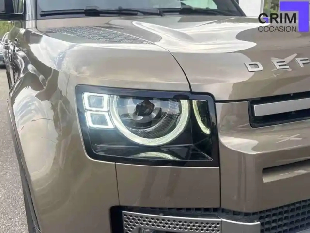 Land Rover Defender 110 p400e phev bva8 x-dynamic — photo 17