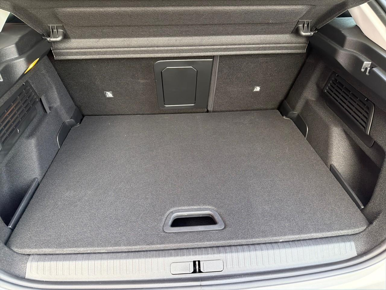 Citroën C4 puretech 130 s&s eat8 shine — photo 6