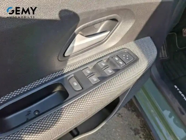 Dacia Sandero eco-g 100 — photo 12