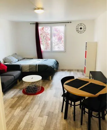 Studio meublé à deux pas de la gare