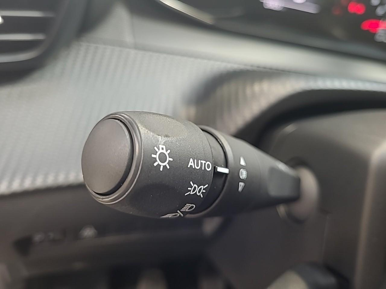 Peugeot 208 puretech 75 s&s bvm5 active pack — photo 23