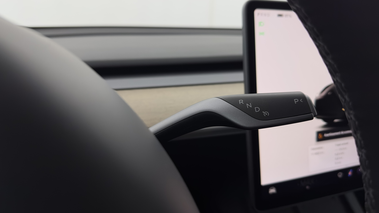 Tesla MODEL Y Grande Autonomie Dual Motor AWD — photo 17