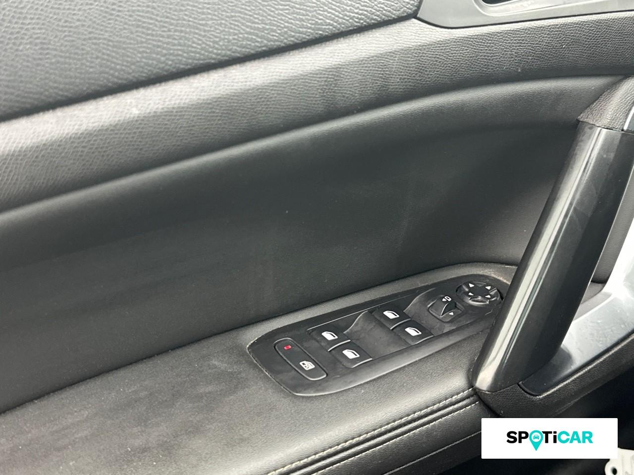 Peugeot 308 1.2 puretech 130ch e6.3 s&s gt line — photo 19