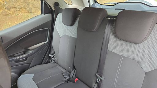 Ford EcoSport 1.5 TDCi 90 - Trend – 2015 – 81092 km – Diesel – Boîte Manuelle — photo 37