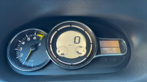 Renault Megane 1.2 TCe 115 - Limited – 2015 – 138627 km – Essence – Boîte Manuelle — photo 34