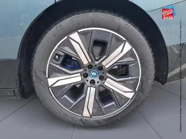 Bmw Ix xdrive40 326ch — photo 10