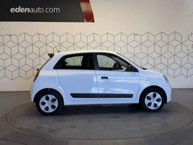 Renault Twingo iii e-tech — photo 5