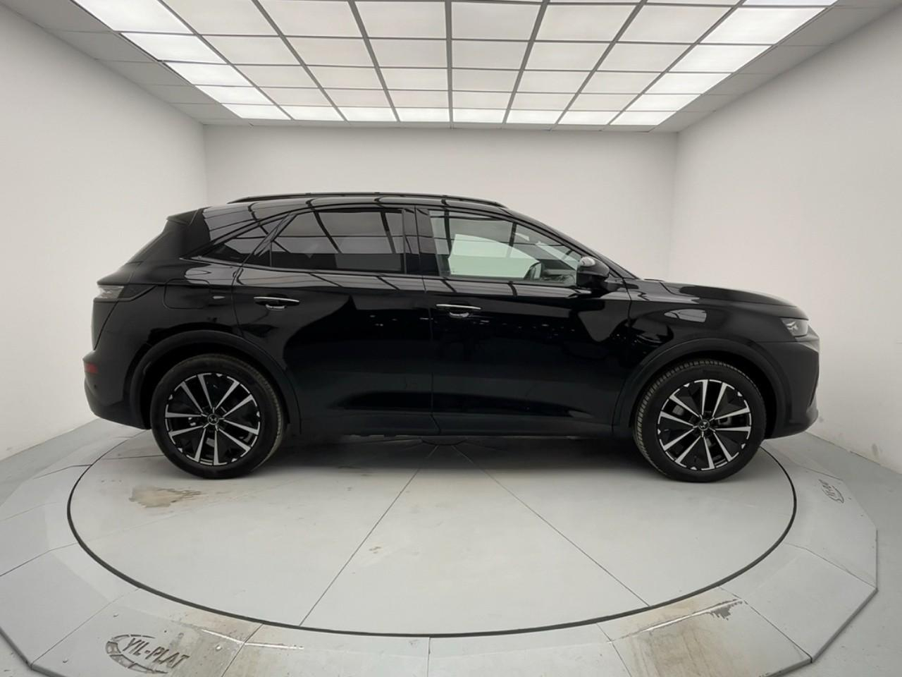 Ds Ds 7 crossback hybride rechargeable e-tense 300 eat8 4x4 opera — photo 5