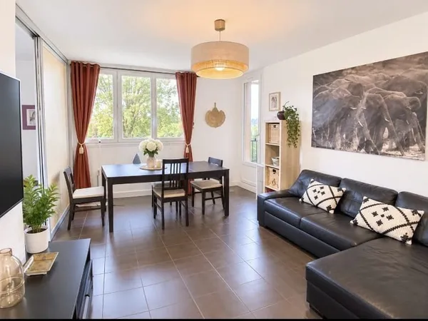 APPARTEMENT FAMILIAL