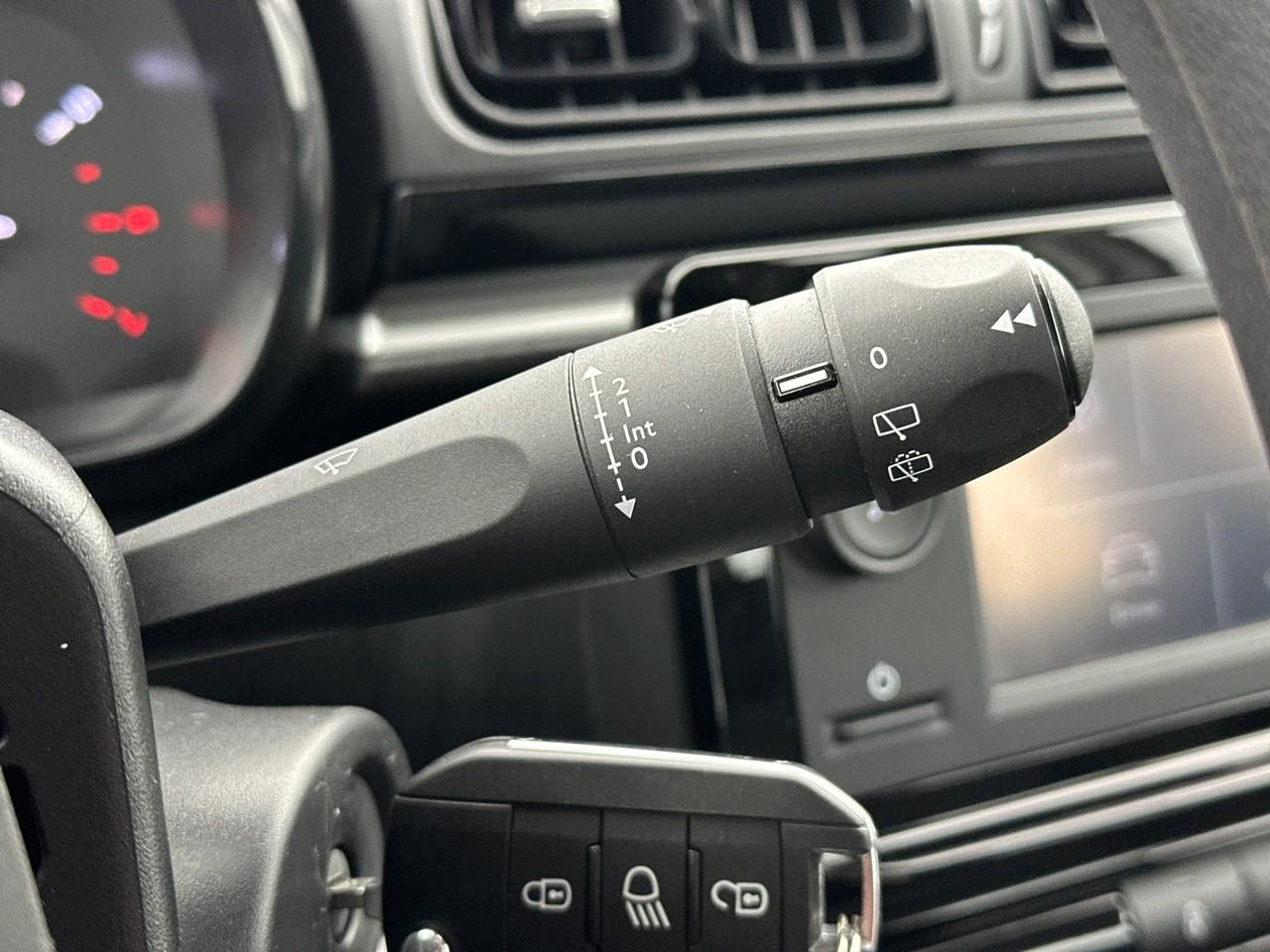 Citroën C3 puretech 83 s&s bvm5 you! — photo 18