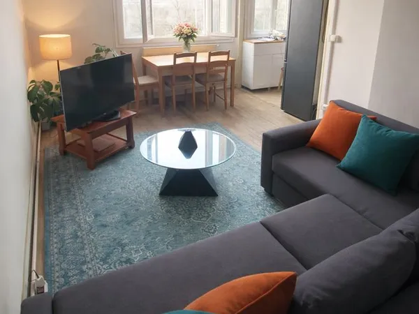 Appartement traversant 4 pièces - 56,21 m²