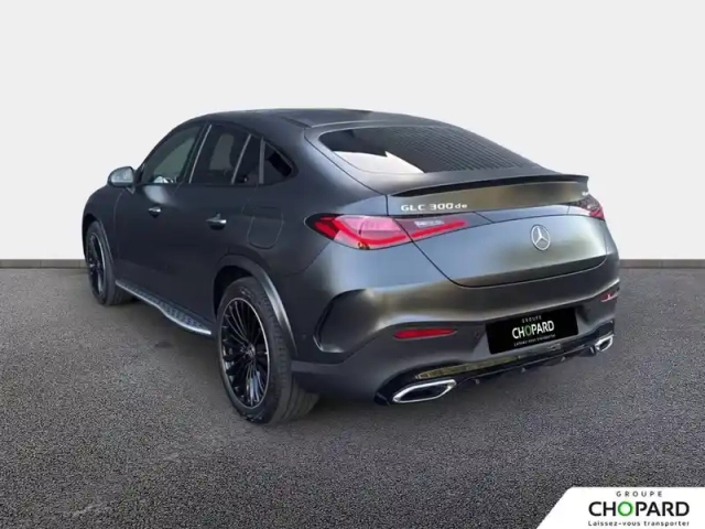 Mercedes Glc coupe 300 d e hybrid eq 4matic — photo 7