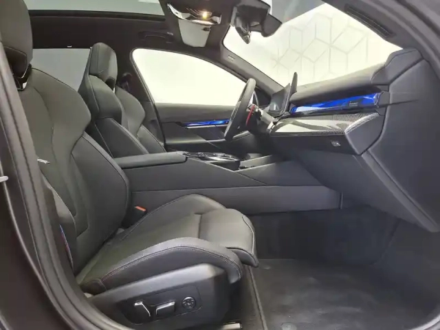 Bmw Serie 5 m5 touring phev 727 ch bva8 — photo 25