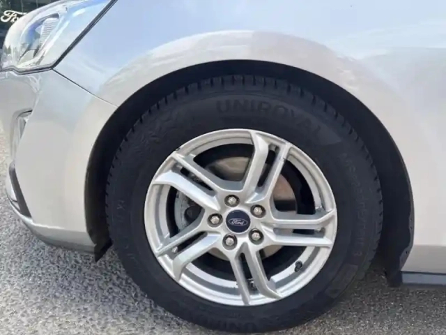 Ford Focus 1.5 ecoblue 120ch trend business — photo 9