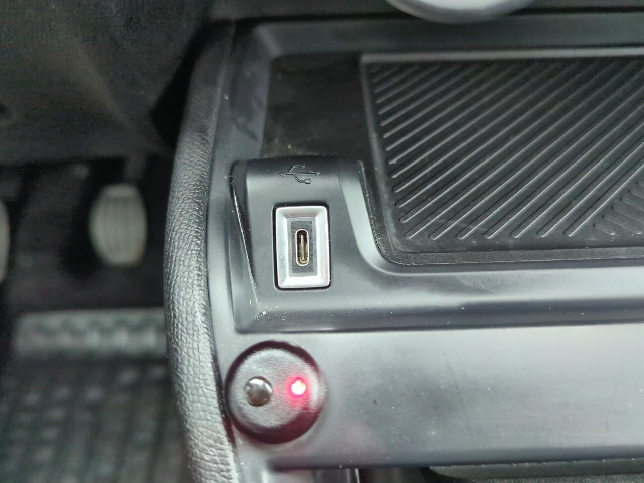 Citroën C4 puretech 130 bvm6 plus — photo 24