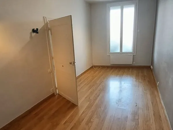 Vends appartement 50 m2 env