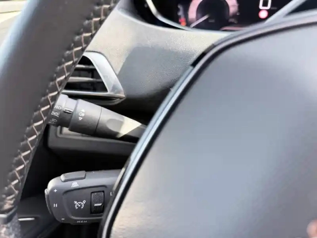 Peugeot 3008 puretech 130ch s&amp;s bvm6 — photo 106