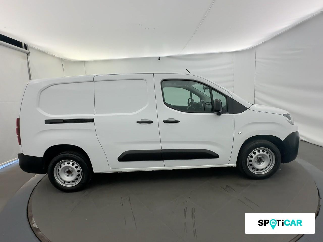 Citroën Berlingo fourgon van xl 950 blue hdi 130 — photo 4