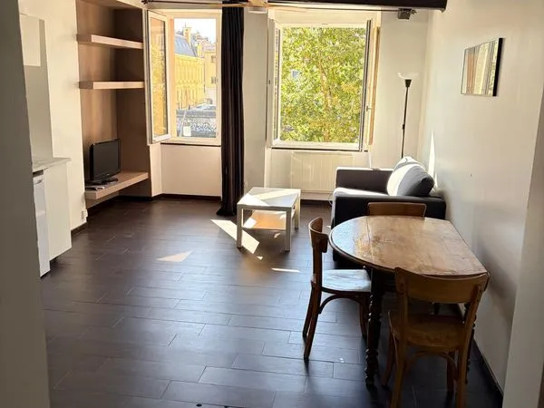 Charmant meublé de 35m² sur les Quai de l'Isère