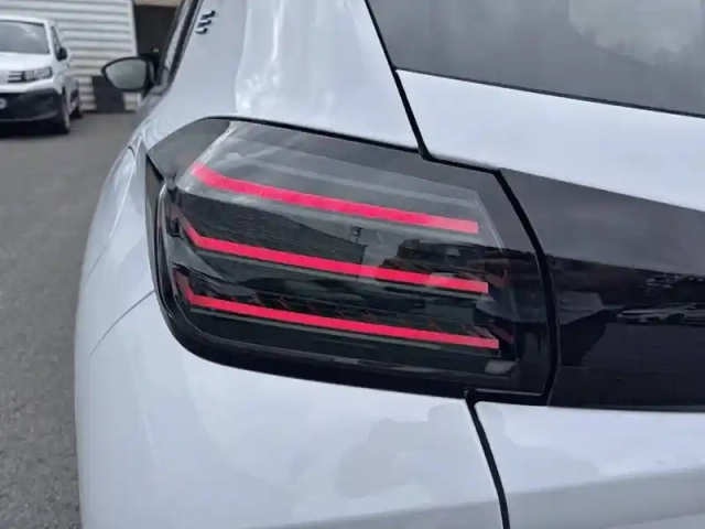 Peugeot 208 electrique 136 ch 50 kwh — photo 17