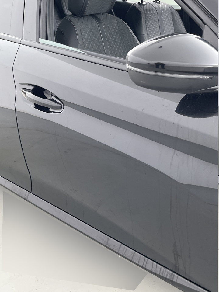 Peugeot 208 — photo 35