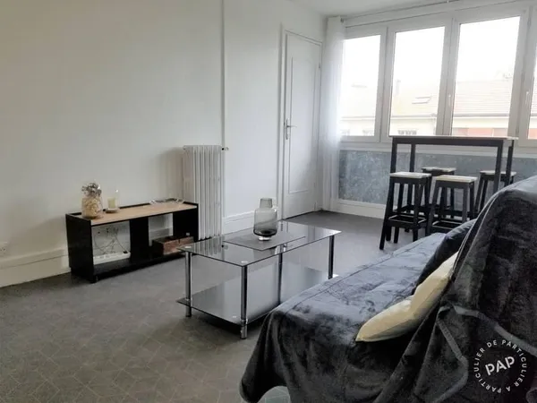Appartement 4 pièces 10 m²